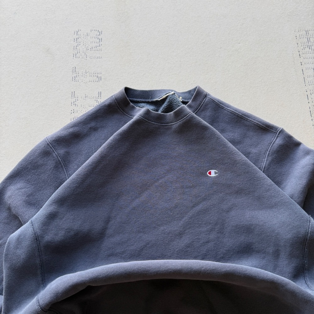 Y2K Sun Faded Champion Sweatshirt